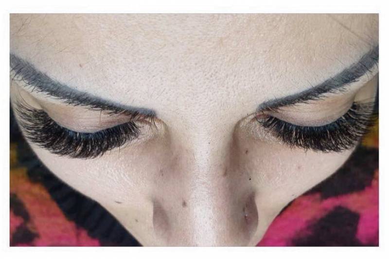 Après pose de cil volume russe 